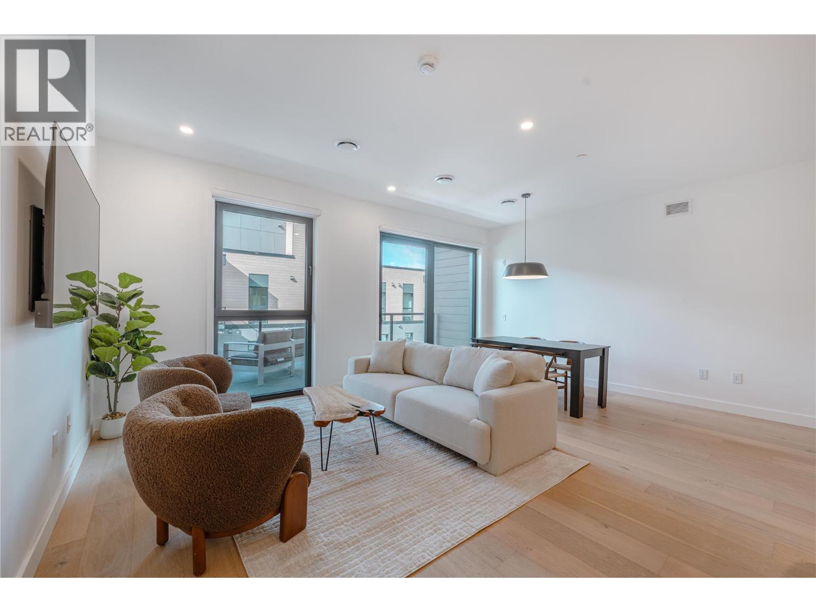 #2503 1702 COURSIER AVENUE - 19