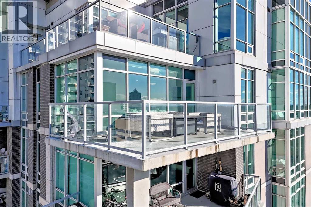 #1802 530 12 AVENUE SW - 35