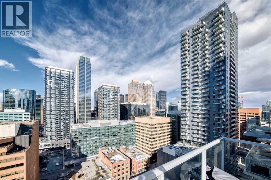 #1802 530 12 AVENUE SW - 31