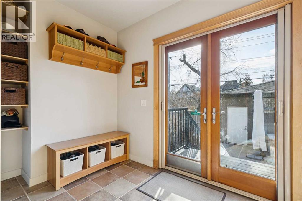 Single Family House for Sale in  Westmount Road NW West Hillhurst Calgary 