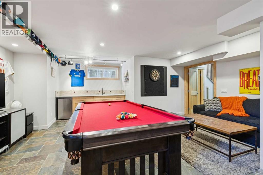 Single Family House for Sale in  Westmount Road NW West Hillhurst Calgary 