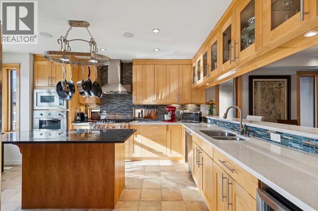 Single Family House for Sale in  Westmount Road NW West Hillhurst Calgary 