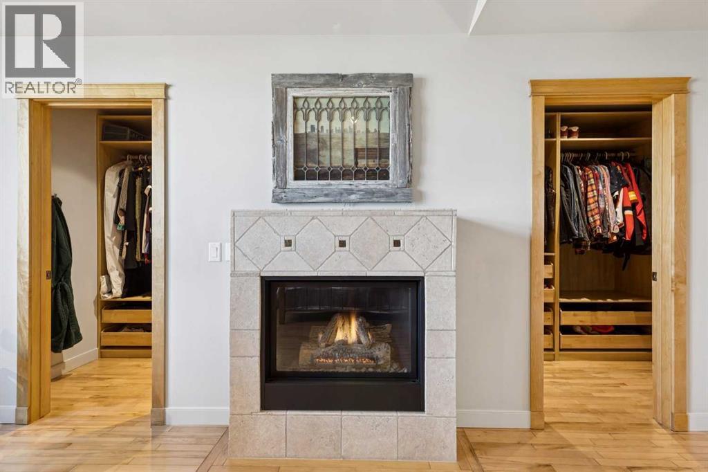 Single Family House for Sale in  Westmount Road NW West Hillhurst Calgary 