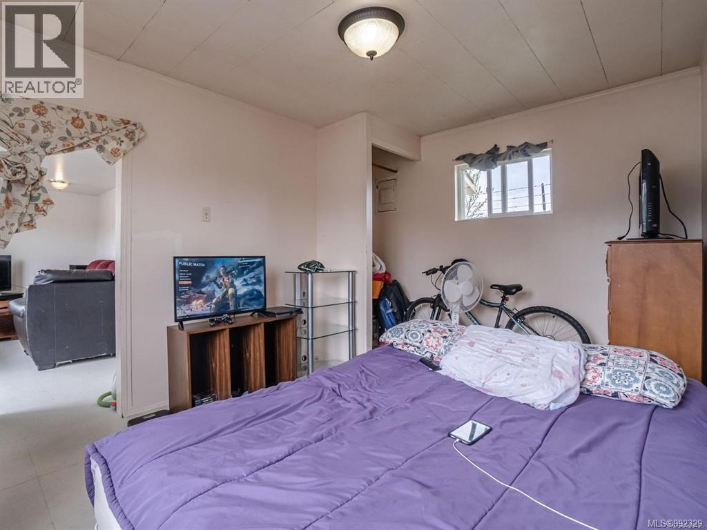 this image is the same, except furniture in all units except the 2 SFDs