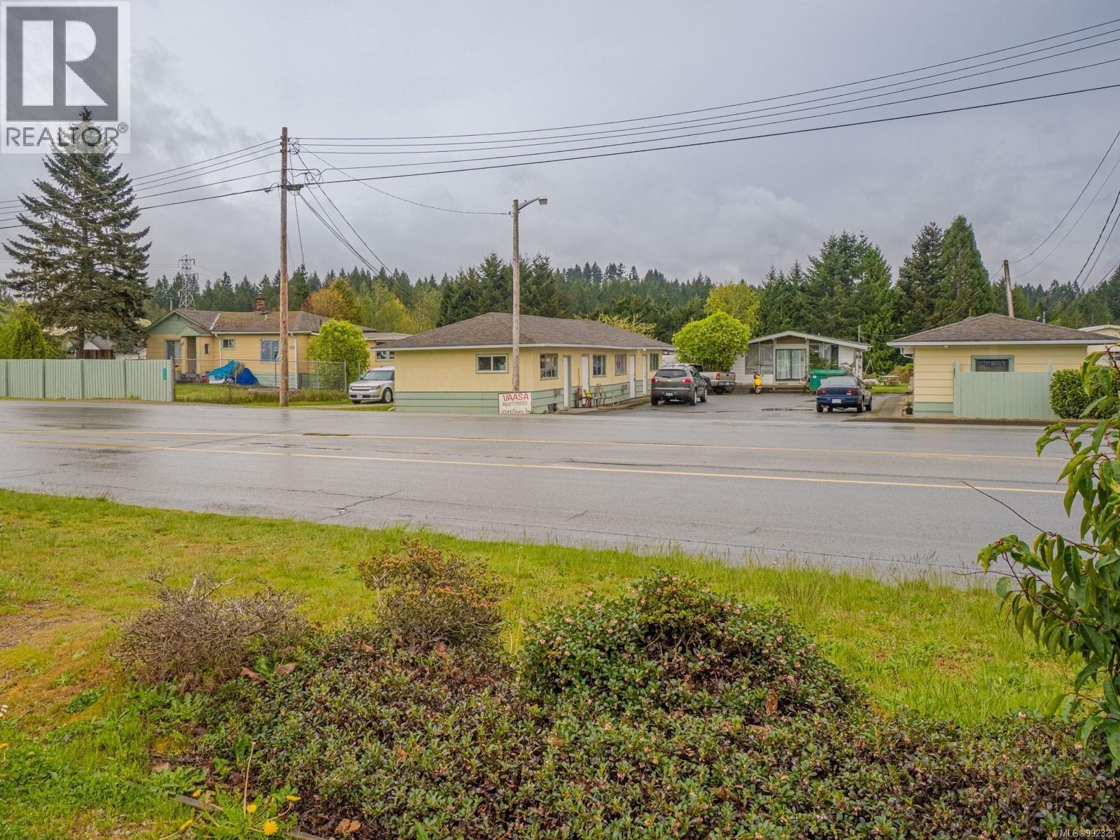 Front of |Apts