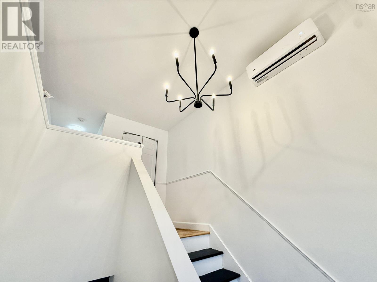 Property 15 of 28 of 16 Mathers Court