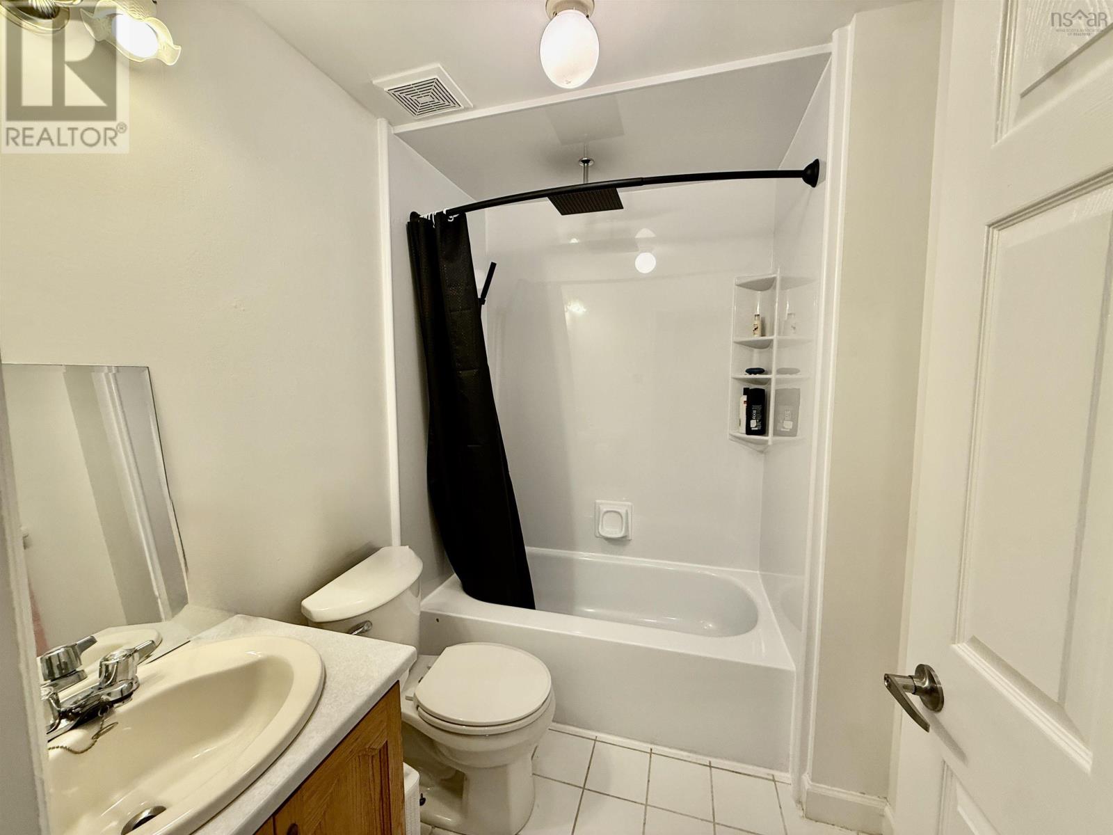 Property 2 of 28 of 16 Mathers Court