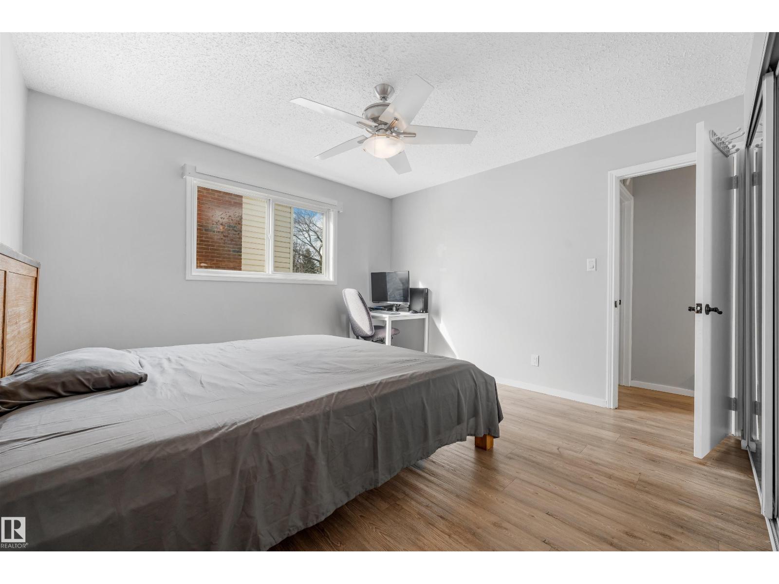 2437 89 ST NW, Edmonton