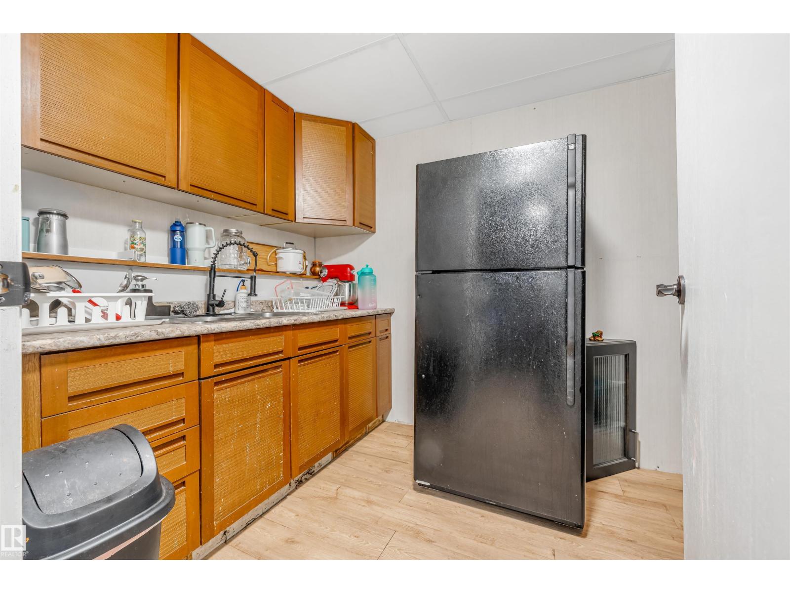 2437 89 ST NW, Edmonton