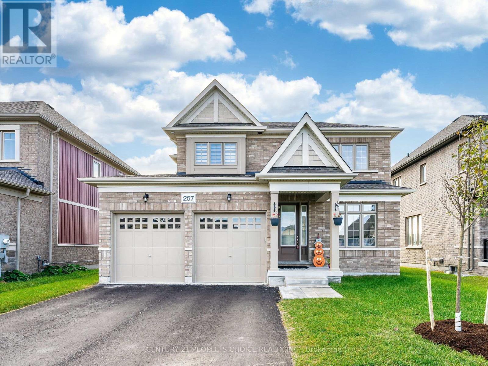 257 DUNCAN STREET - 1