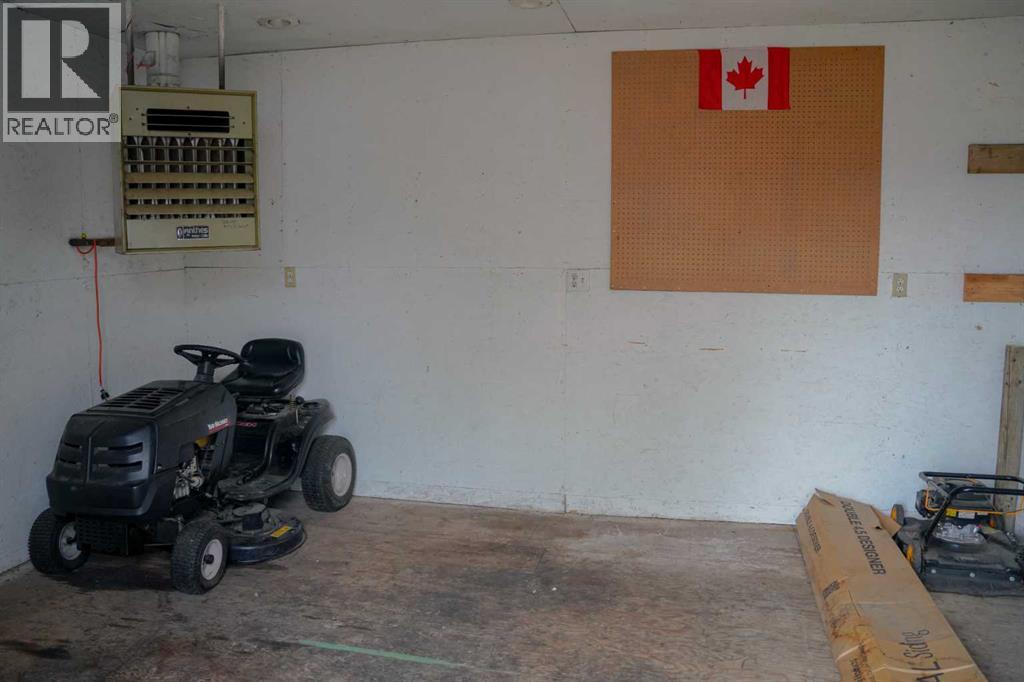 
          0 Cactus Court
            <br/>
            <span>Rural Newell, County of</span>
            , 
            <span>AB</span>
             <span>T1R0S2</span>
         - Photo 12