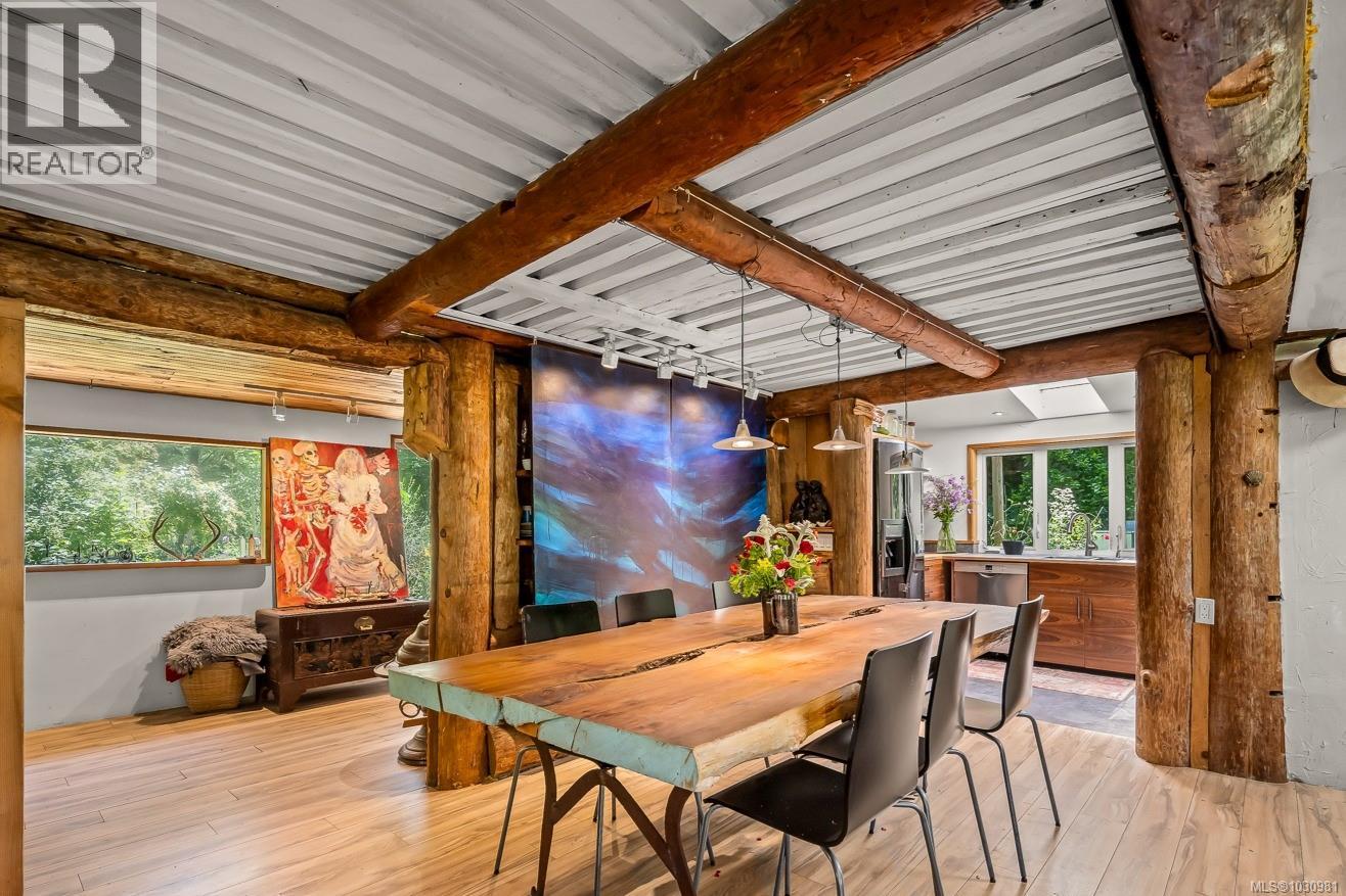 7555 Central Rd - 7