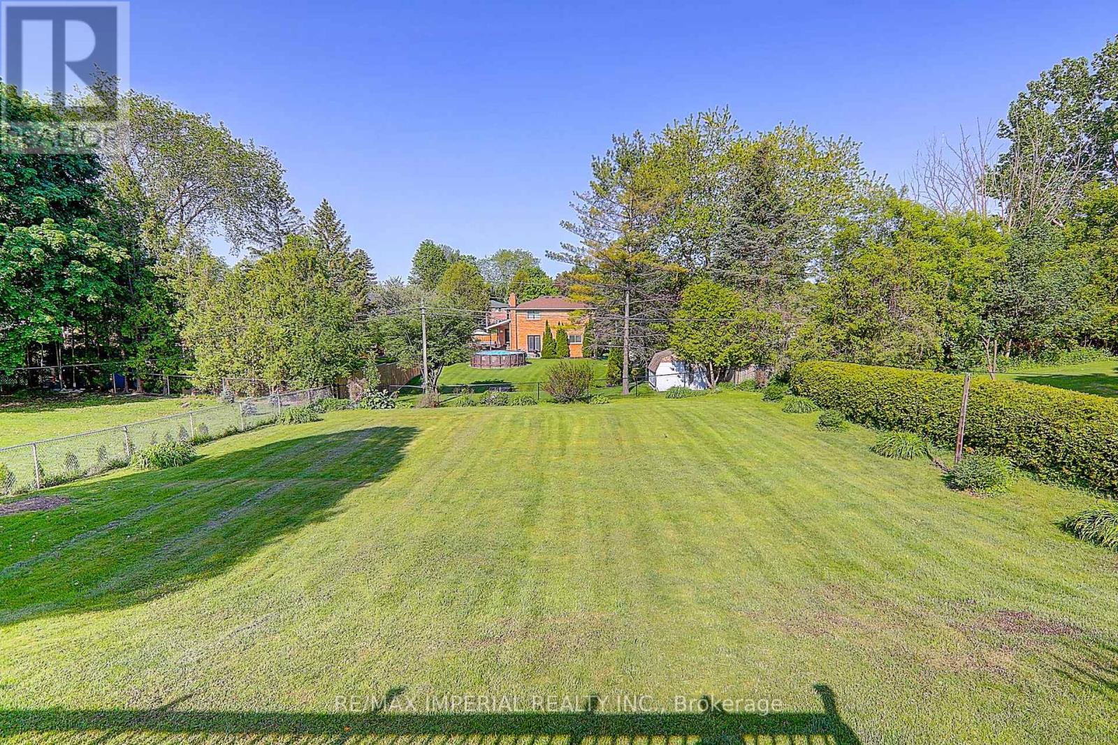 98 BELFRY DRIVE - 3