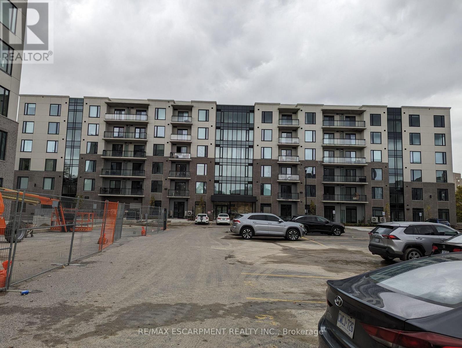 109 - 103 ROGER STREET