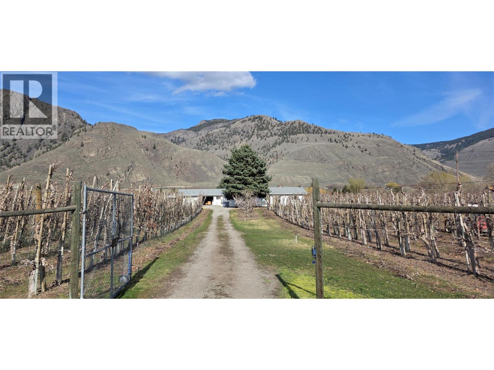 2292 Agar Road, Cawston