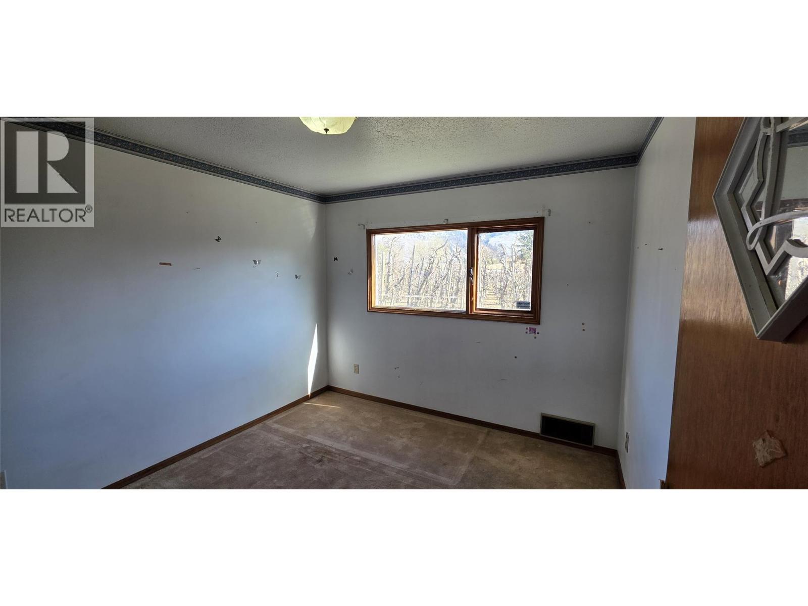 2292 Agar Road, Cawston