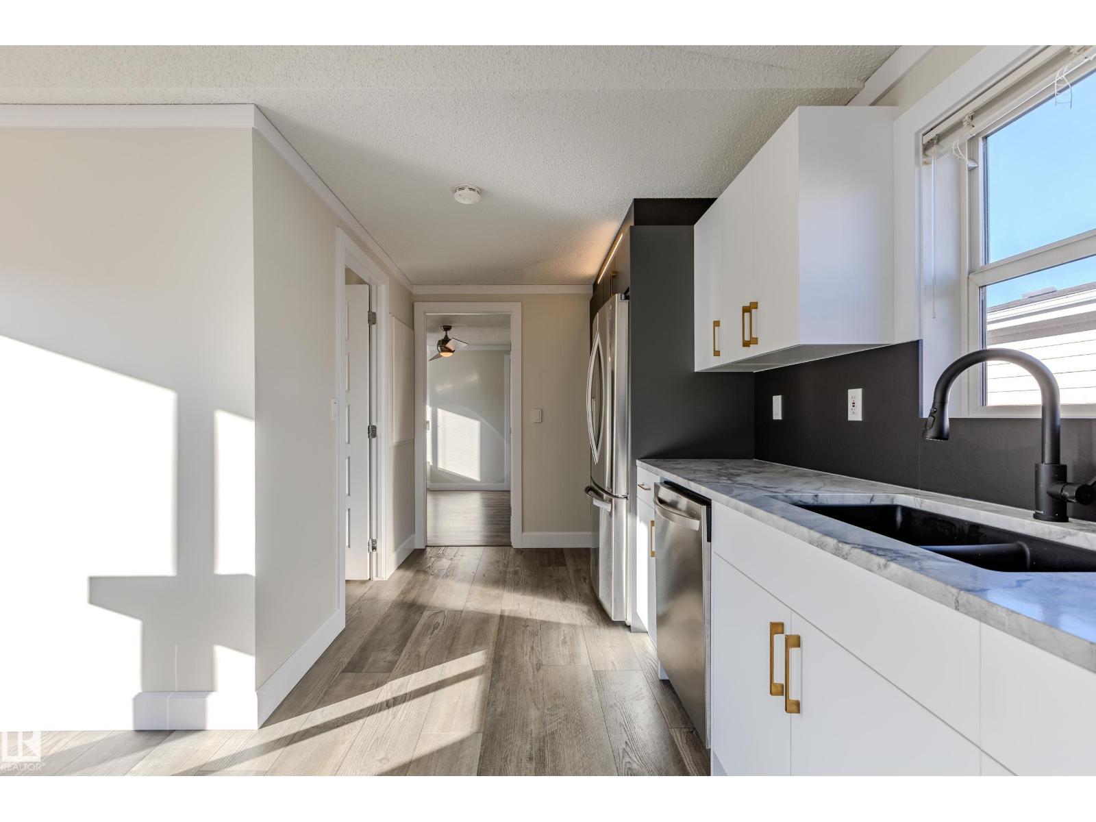 514 Maple Wood CR NW, Edmonton