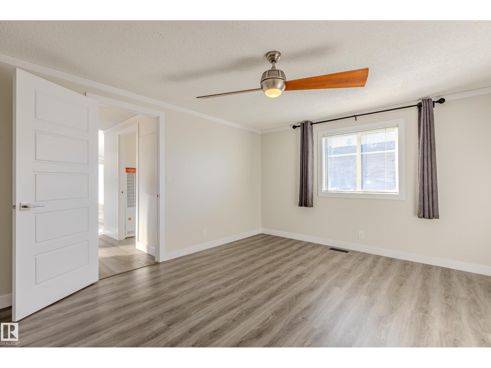 514 Maple Wood CR NW, Edmonton