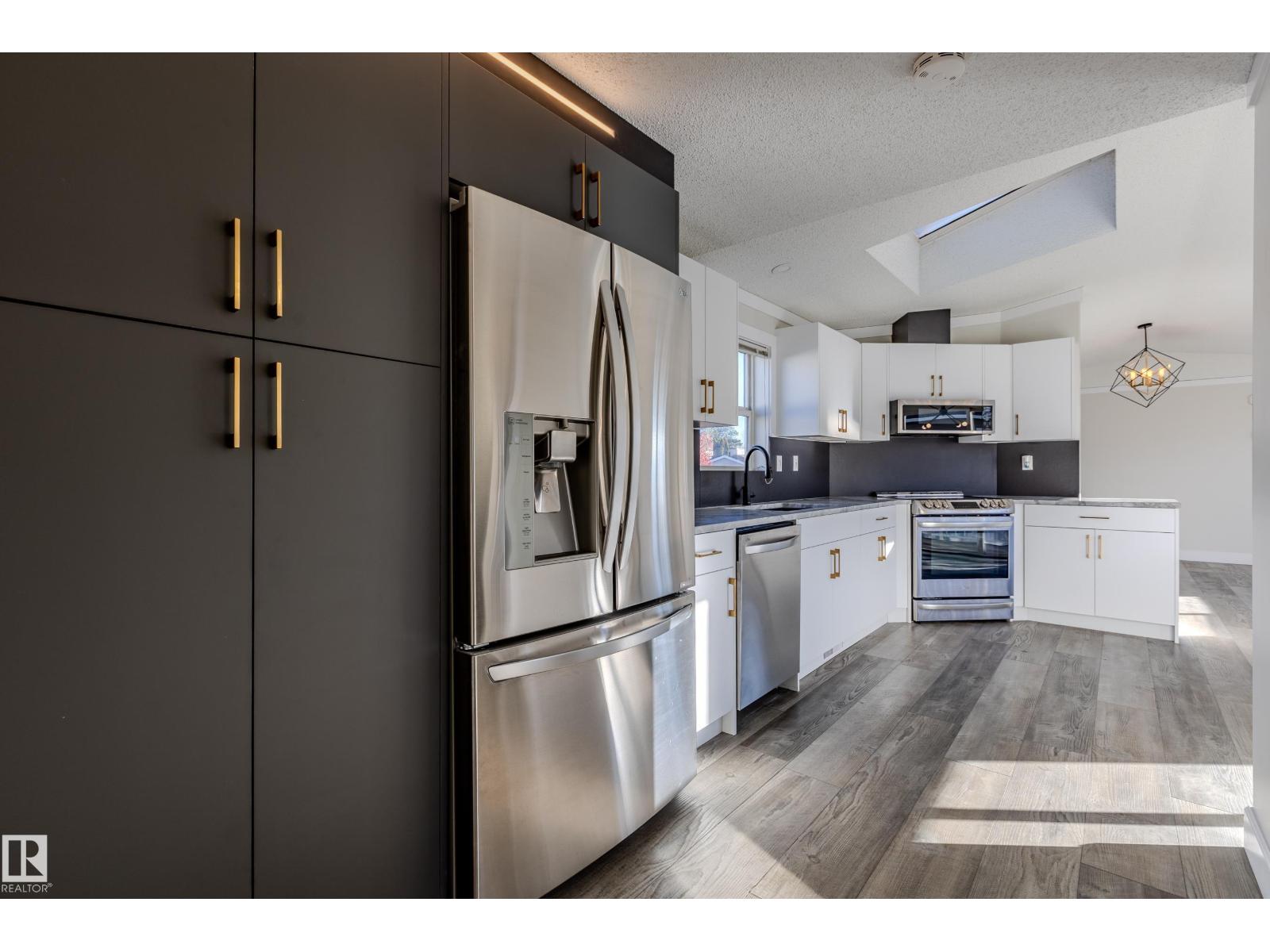 514 Maple Wood CR NW, Edmonton