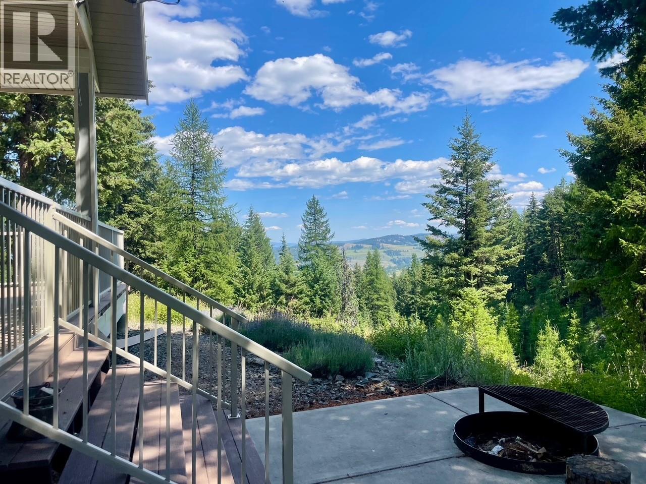 1475 COURTENAY BROWN Road, Rock Creek