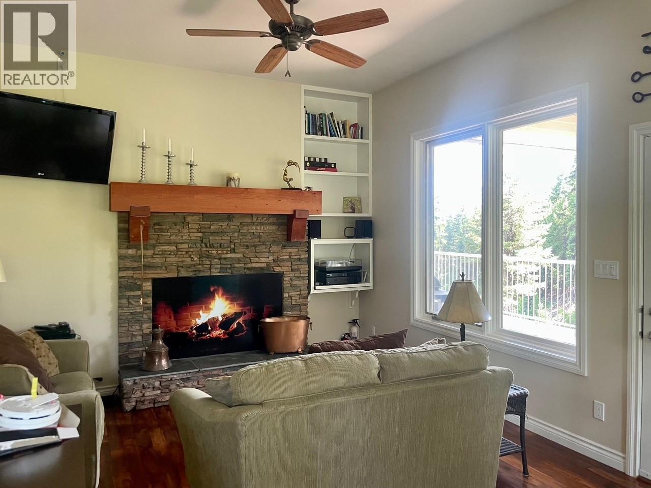 1475 COURTENAY BROWN Road, Rock Creek