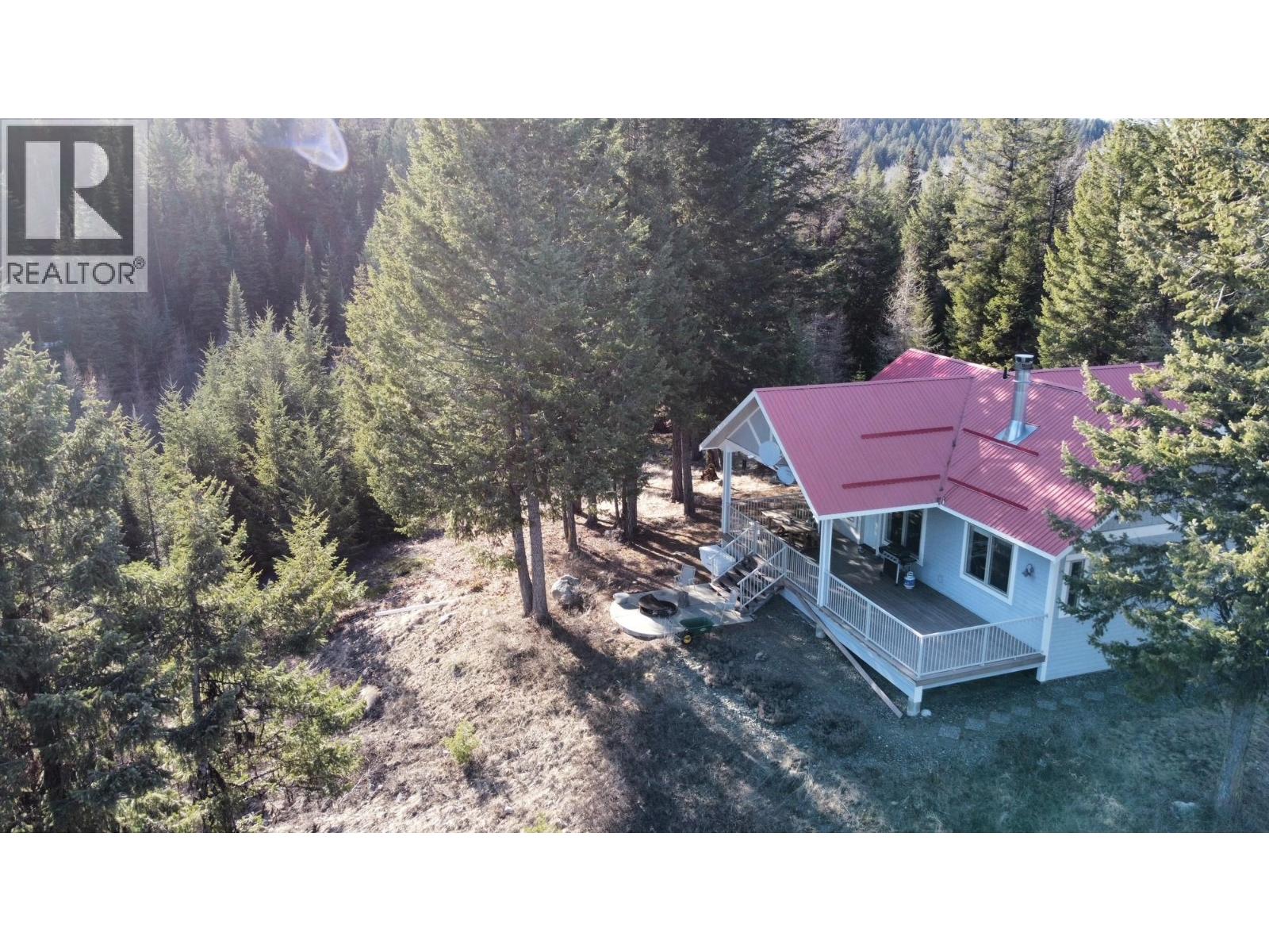1475 COURTENAY BROWN Road, Rock Creek