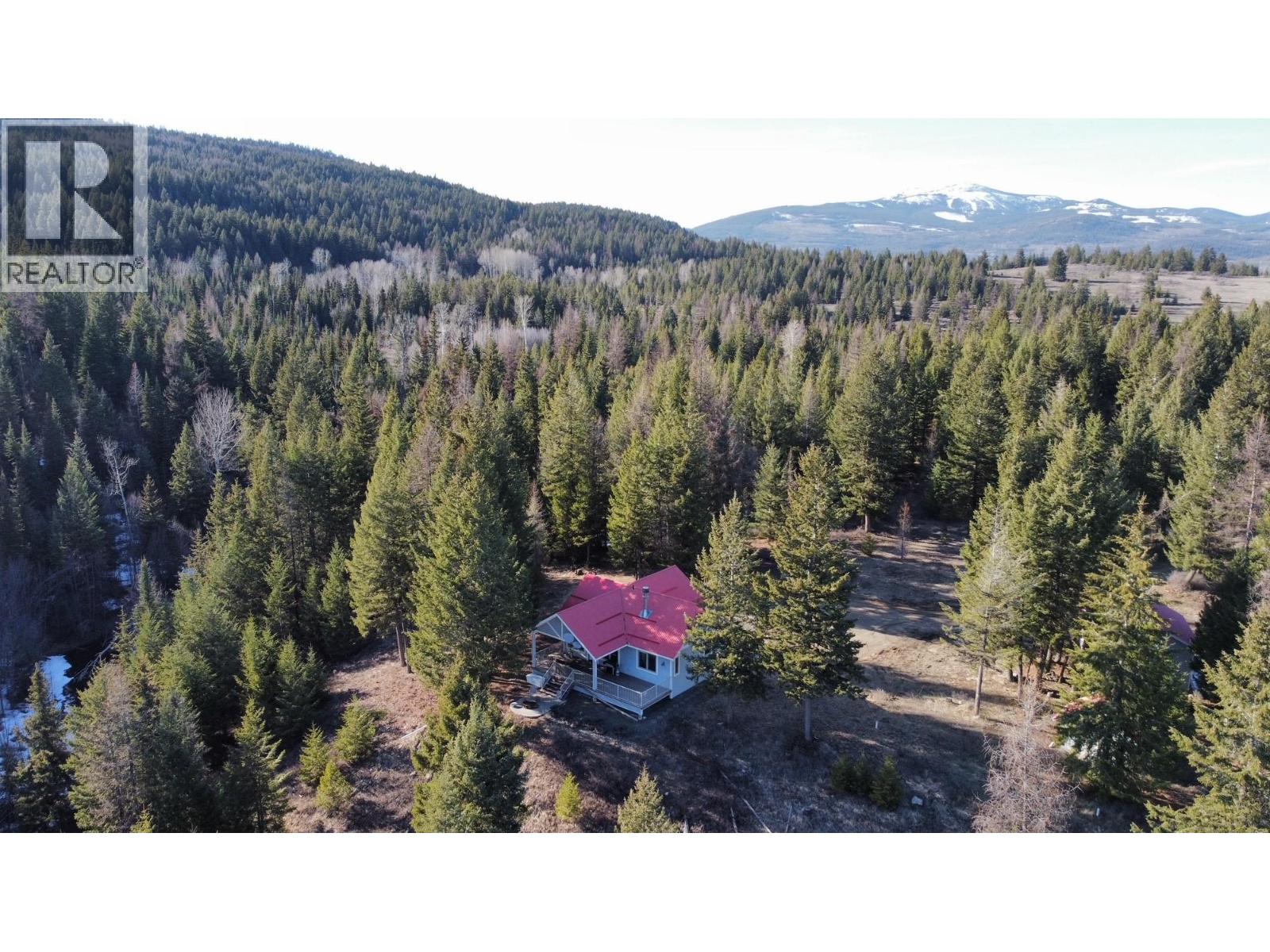 1475 COURTENAY BROWN Road, Rock Creek
