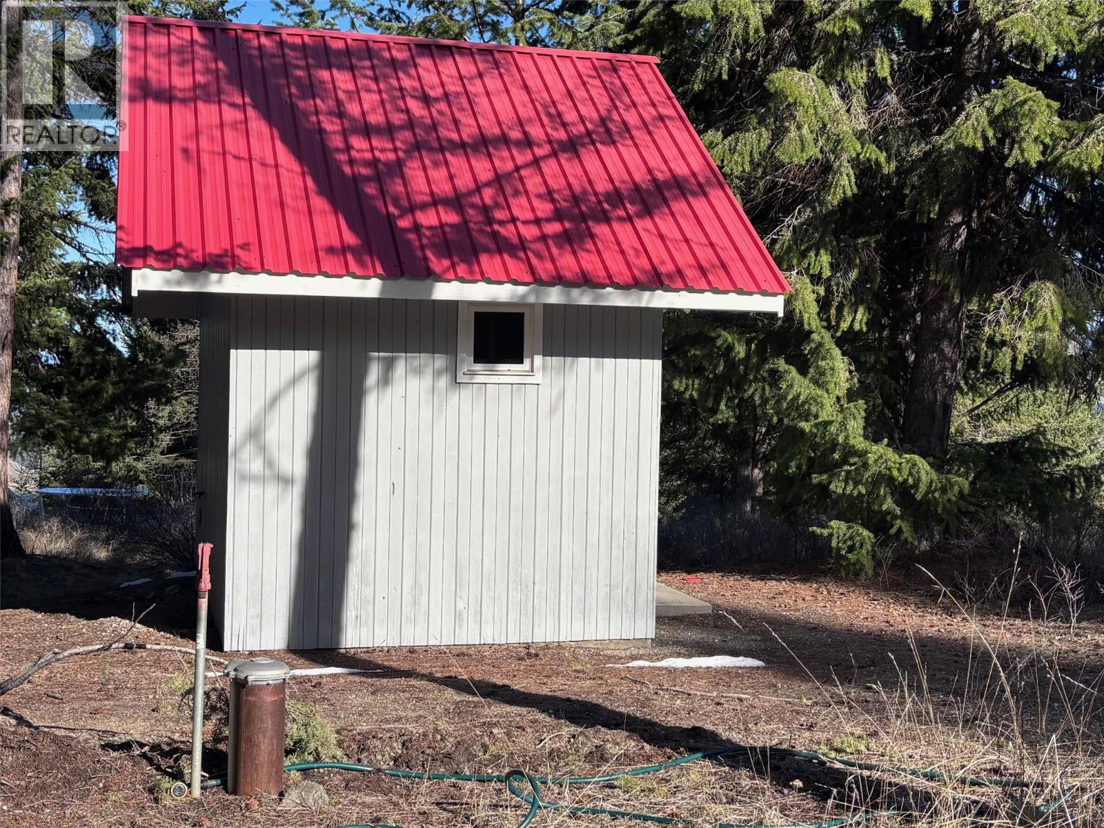 1475 COURTENAY BROWN Road, Rock Creek