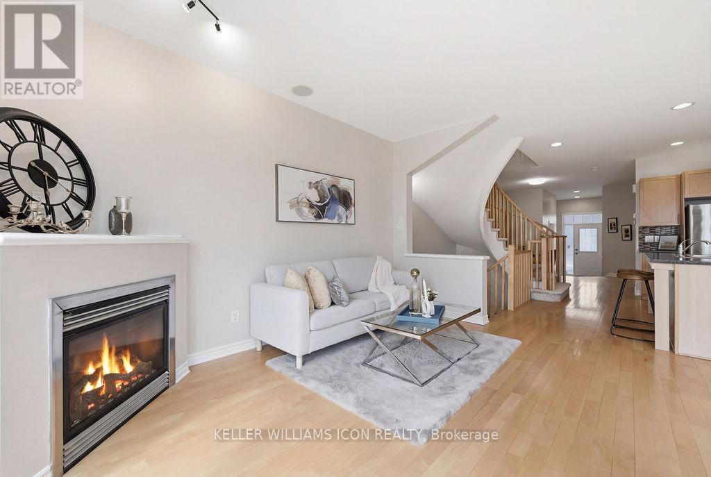 564 REMNOR AVENUE - 17