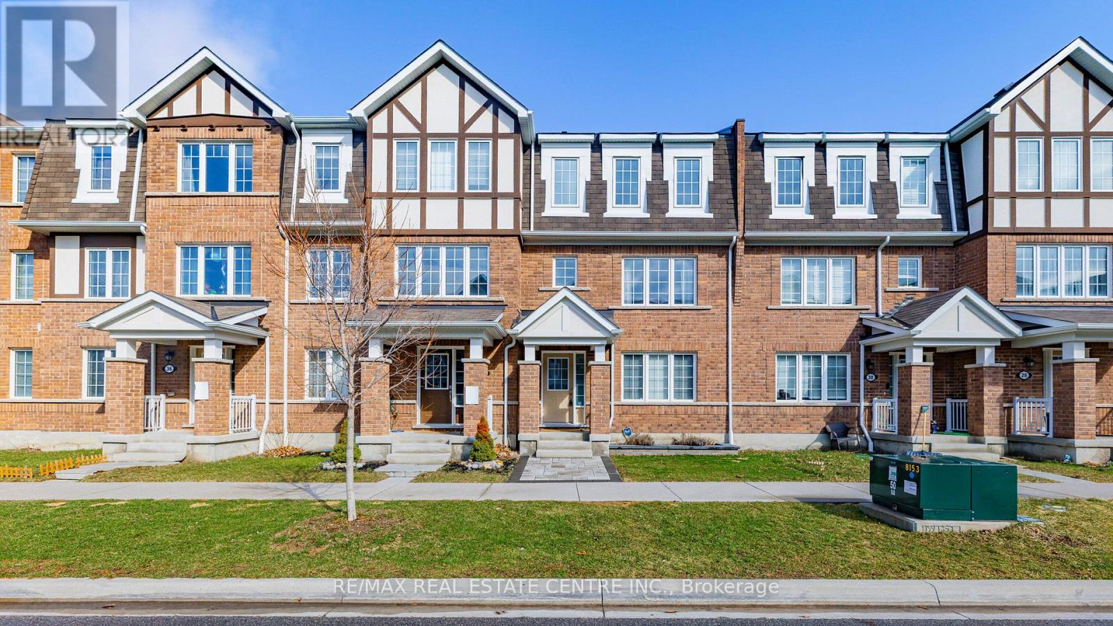 32 BLUEGILL CRESCENT