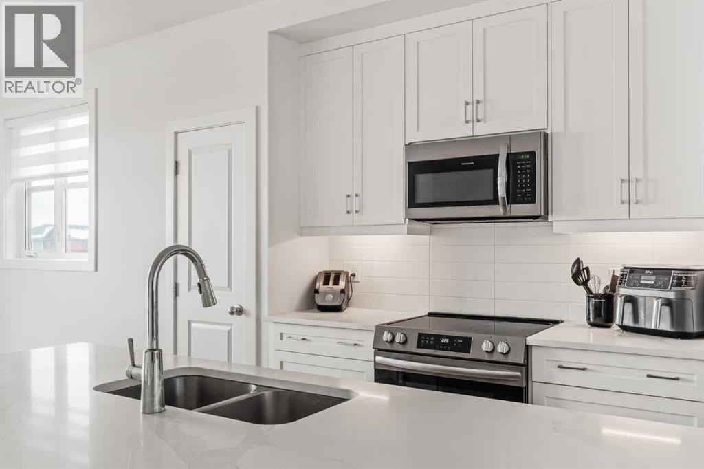 Single Family House for Sale in  Spring Willow Close SW Springbank Hill Calgary 