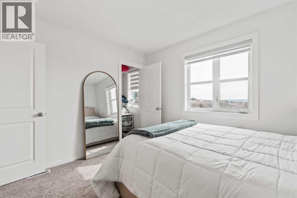 Single Family House for Sale in  Spring Willow Close SW Springbank Hill Calgary 