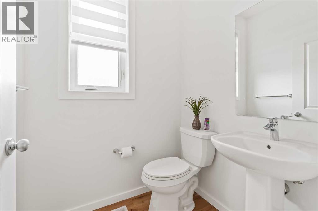 Single Family House for Sale in  Spring Willow Close SW Springbank Hill Calgary 