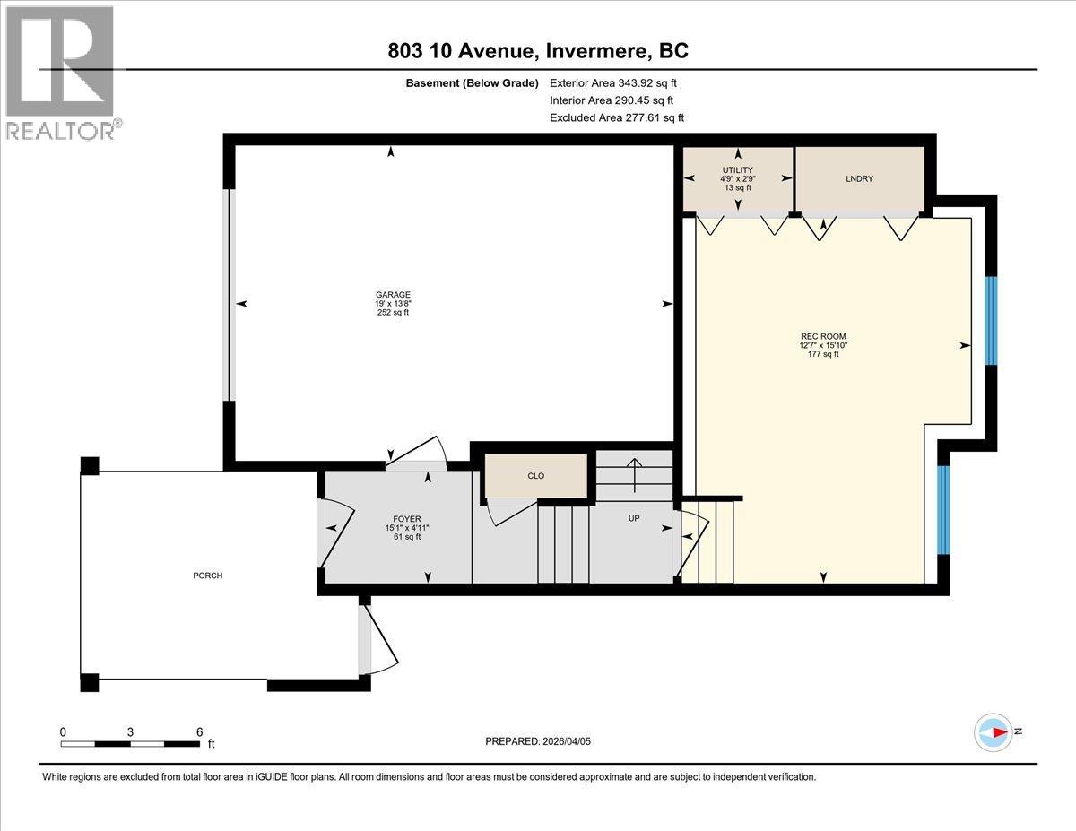  803 10th Avenue, Invermere