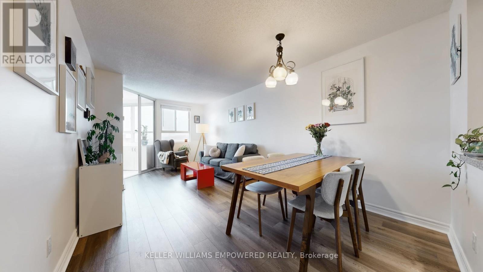 1403 - 4 PARK VISTA CRESCENT