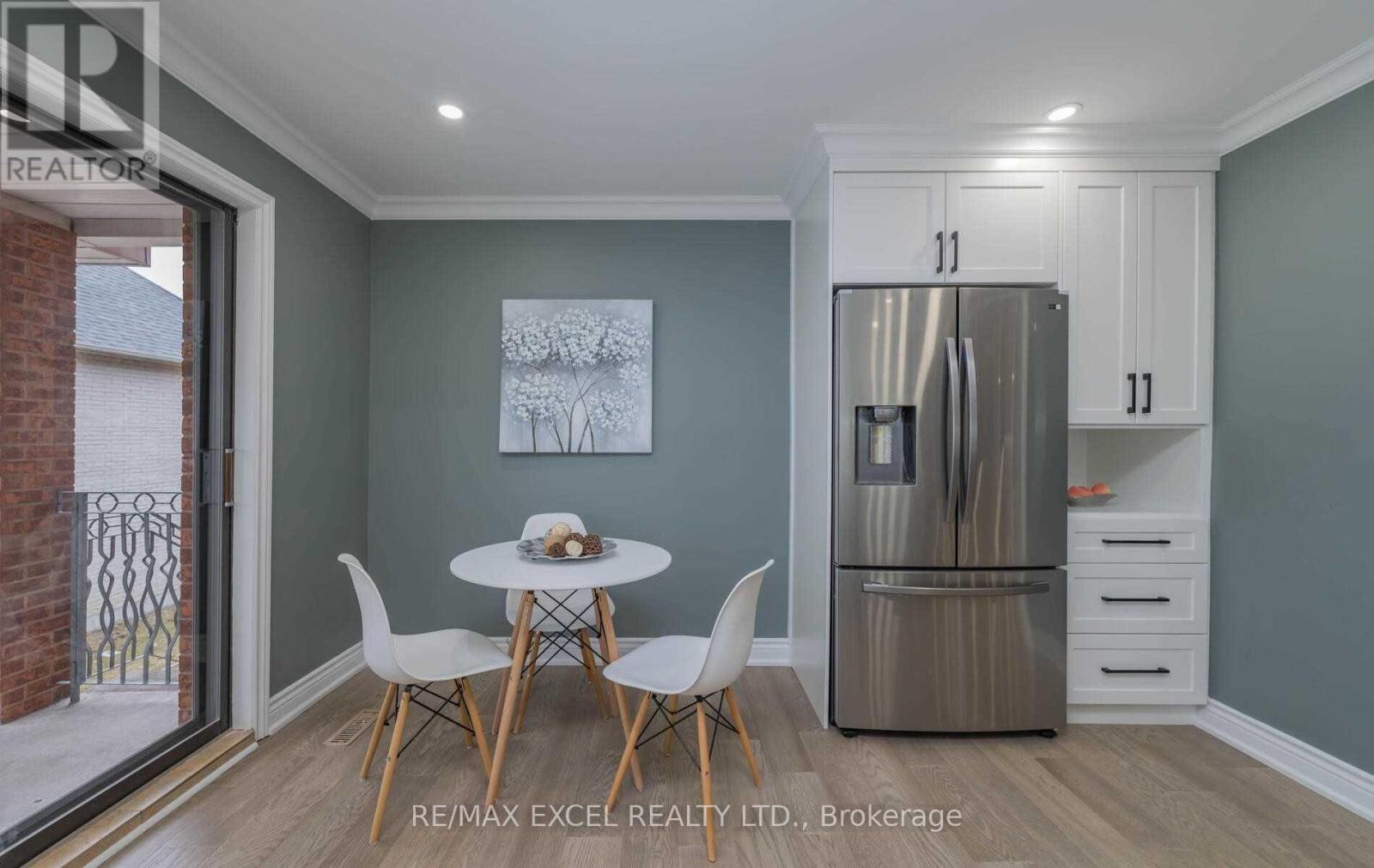 20 GARDEN AVENUE - 14