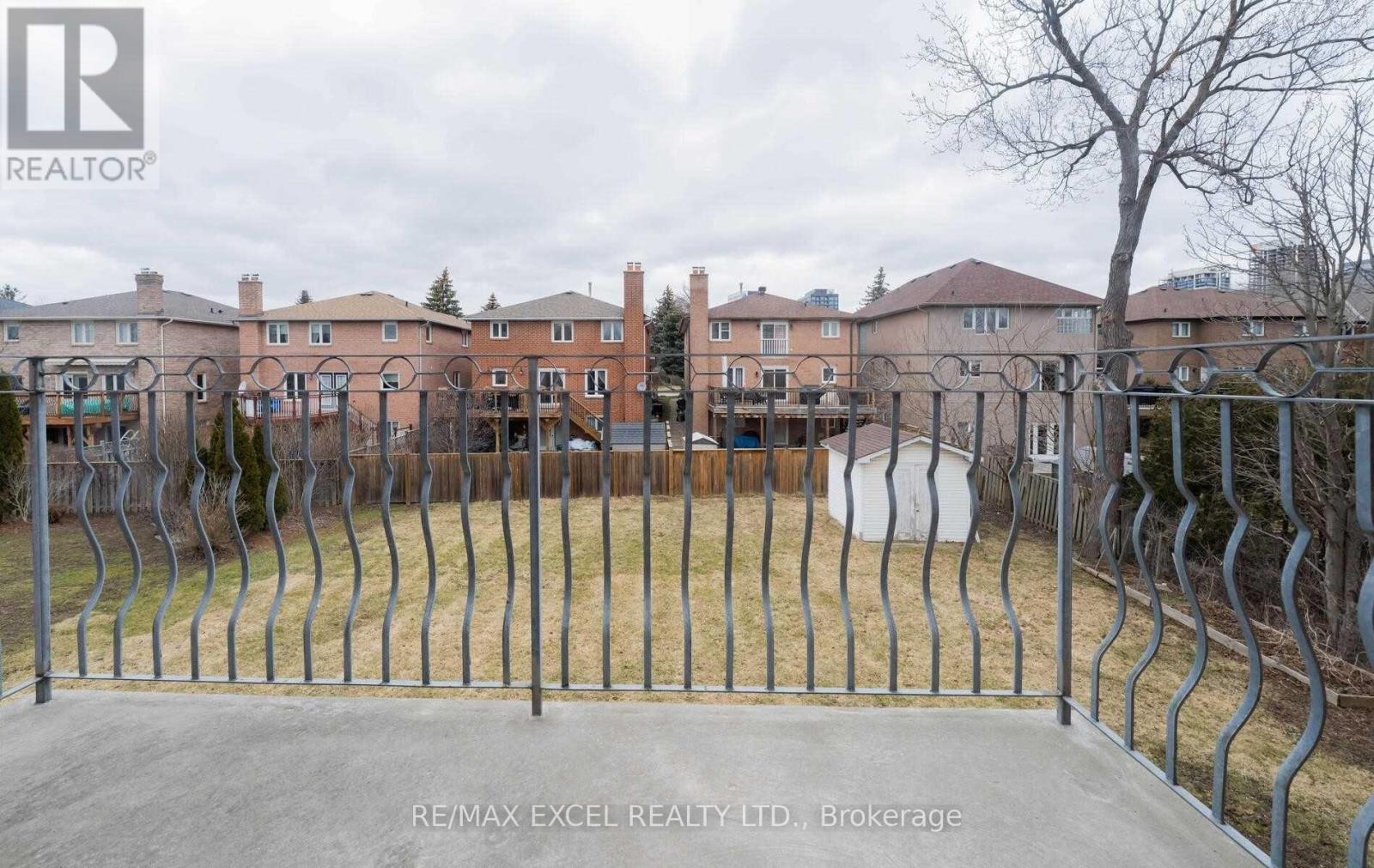 20 GARDEN AVENUE - 21