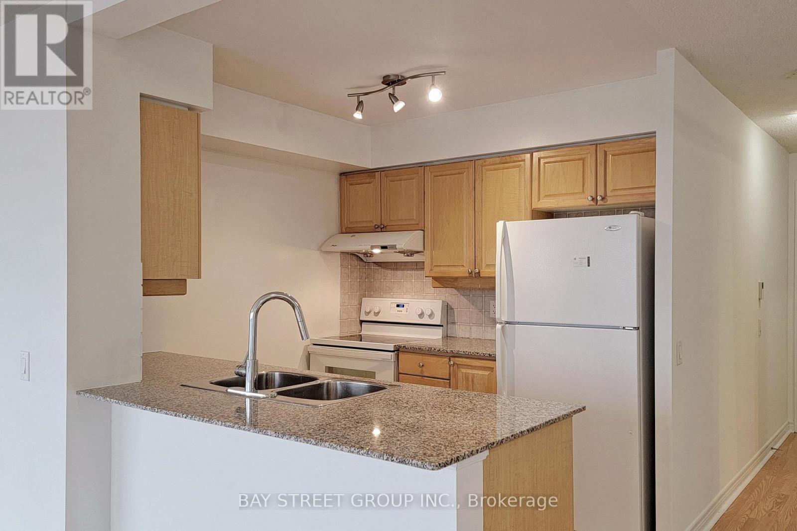 #3010 83 BOROUGH DRIVE - 17
