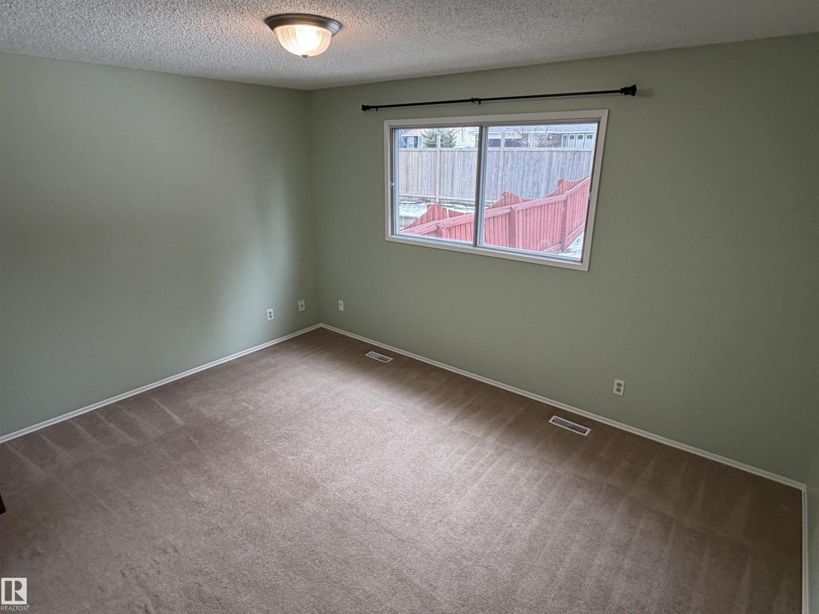 121 WELLINGTON CR, Spruce Grove