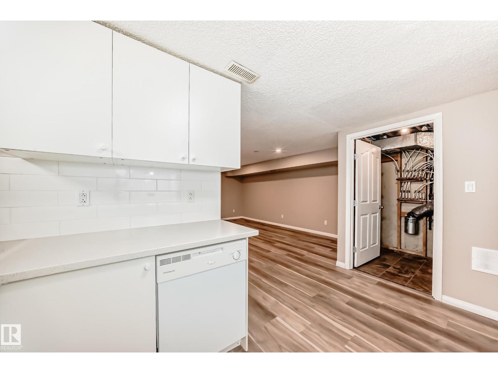 10327 150 ST NW, Edmonton