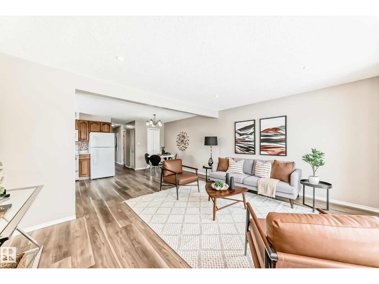 10329 150 ST NW - 8