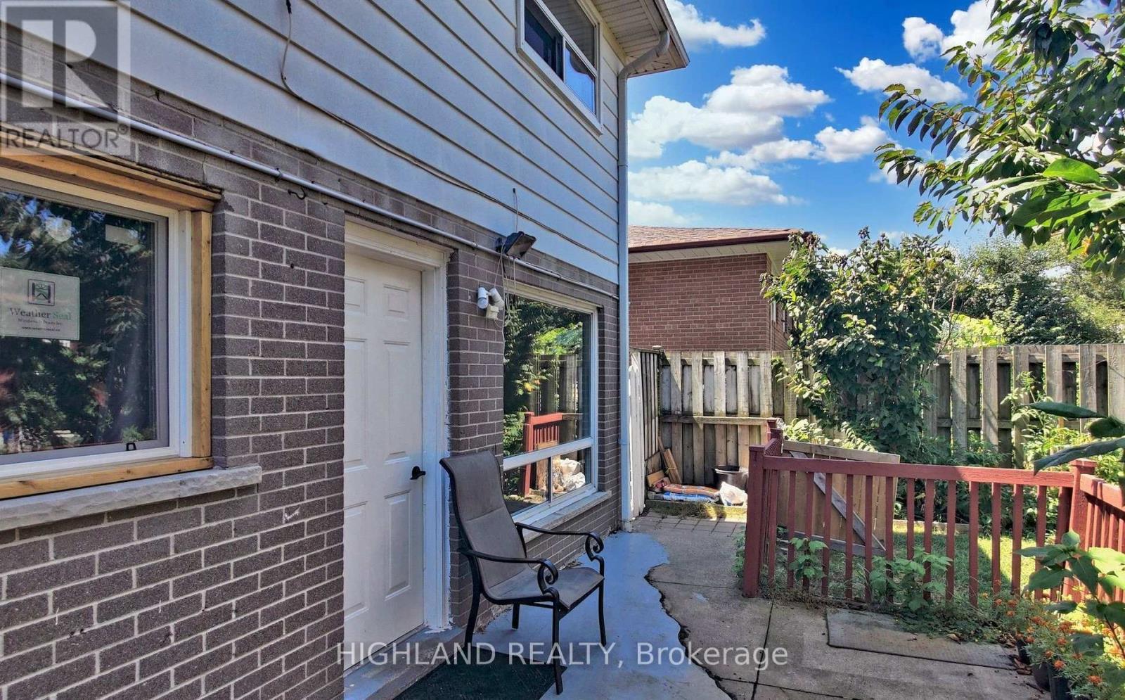 1139 SHADELAND DRIVE - 32