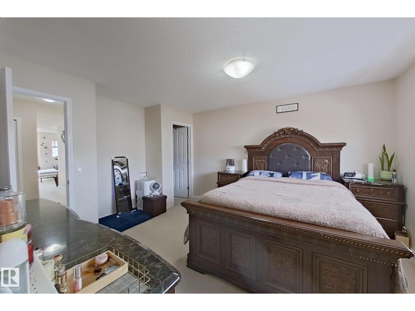 3120 25 AV NW NW, Edmonton