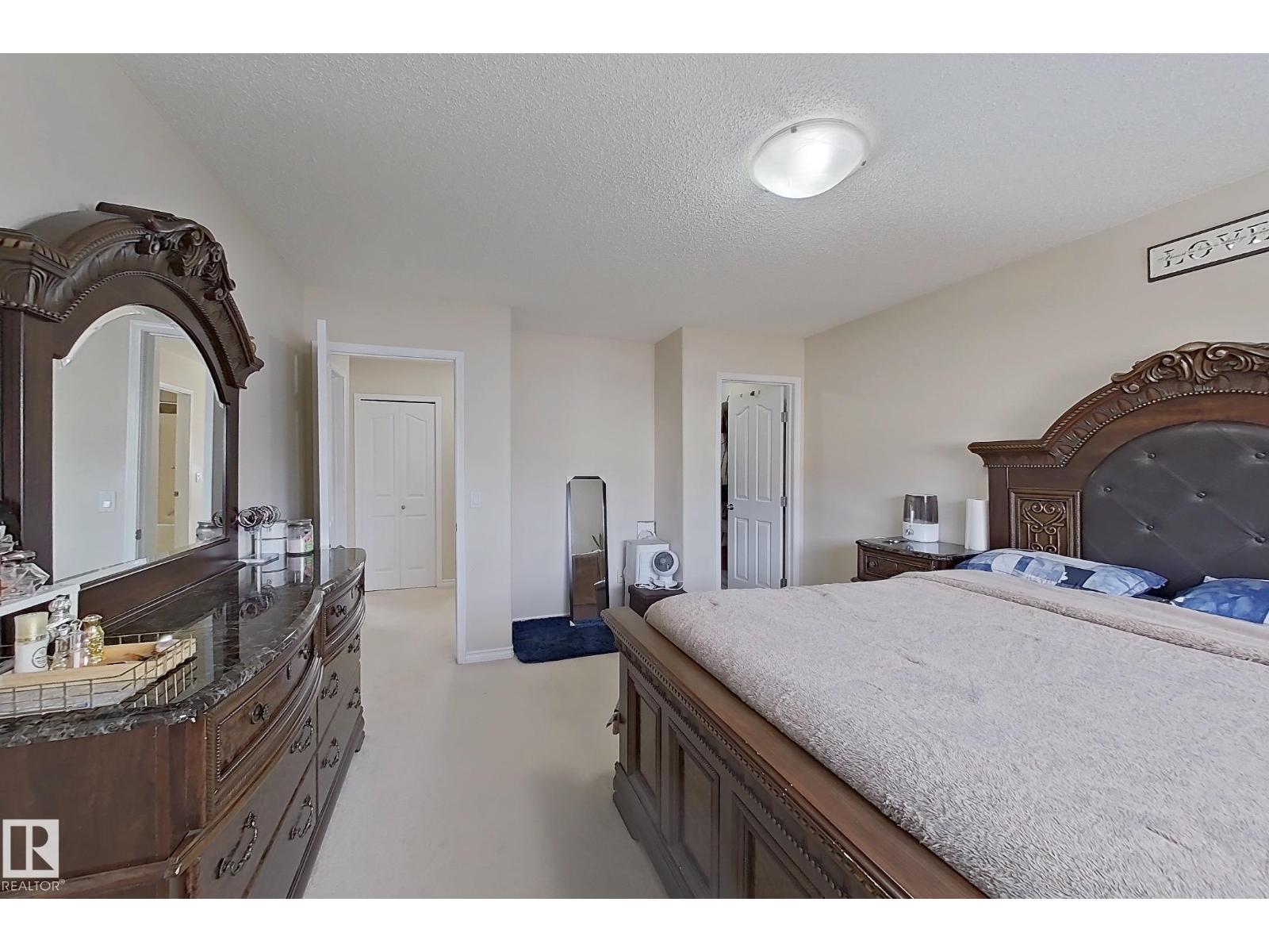 3120 25 AV NW NW, Edmonton