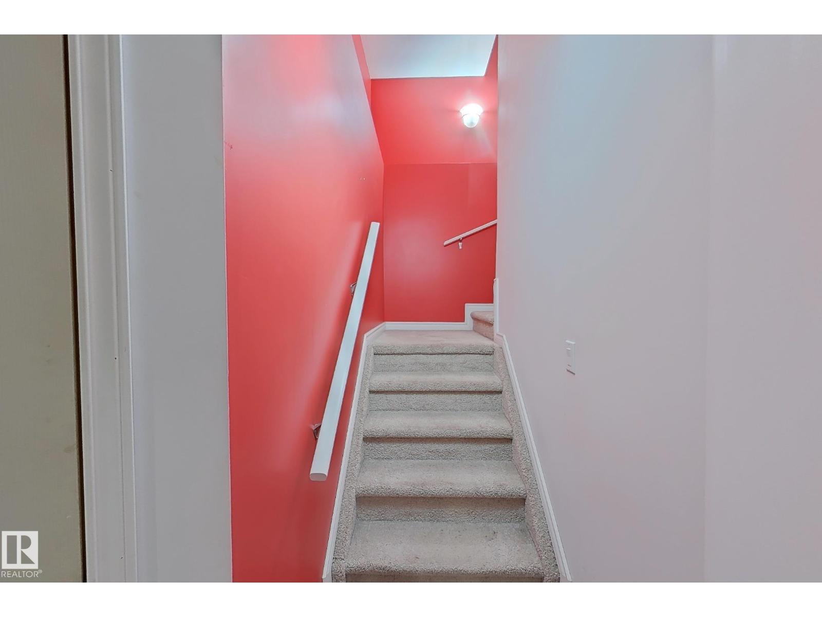 3120 25 AV NW NW, Edmonton