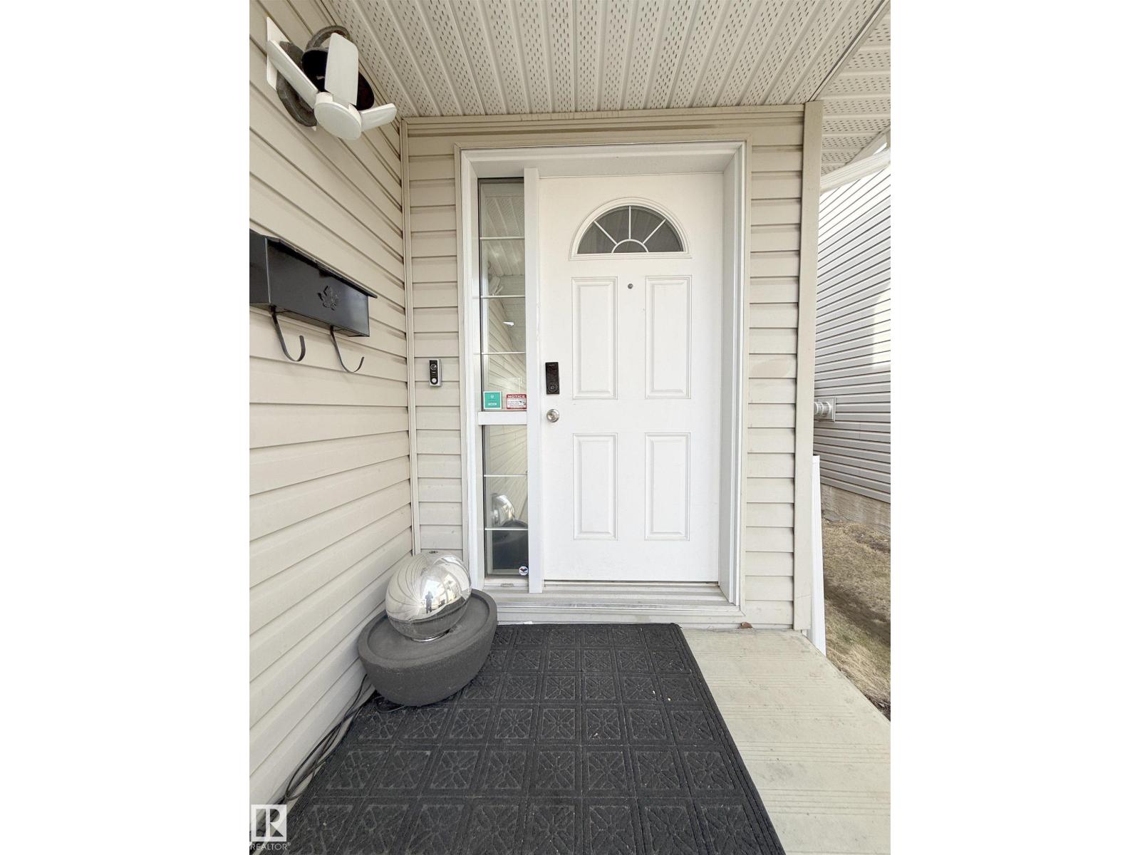 3120 25 AV NW NW, Edmonton