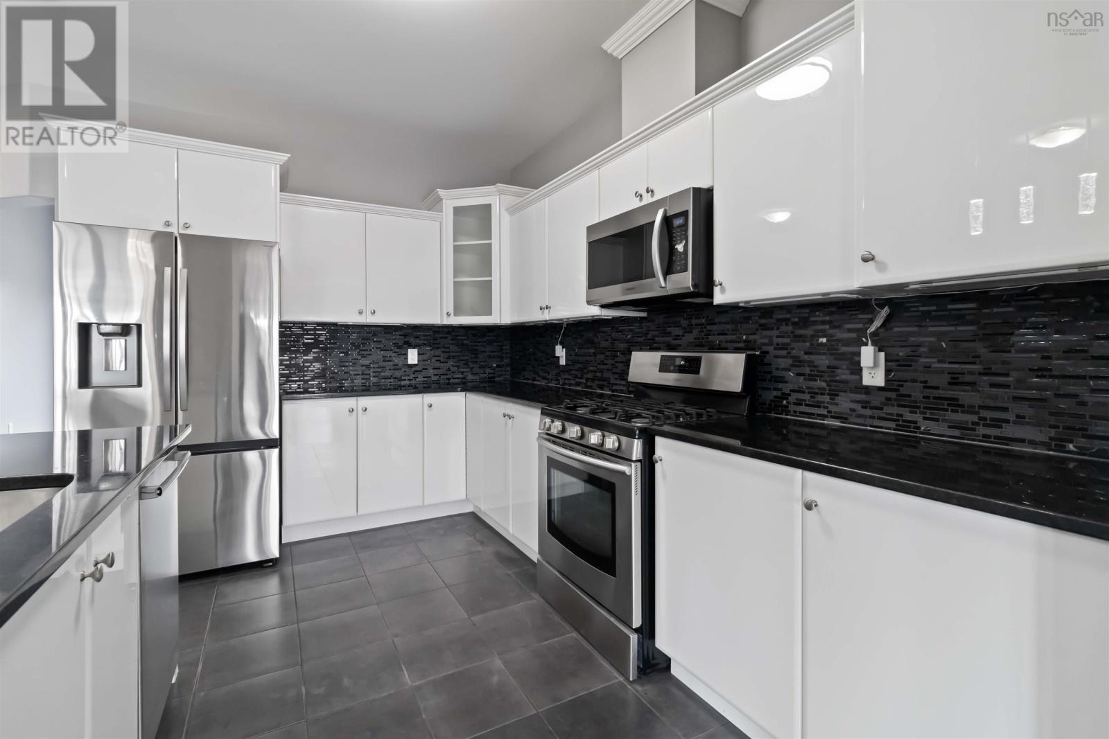 Property 27 of 31 of 10 Armenia Drive