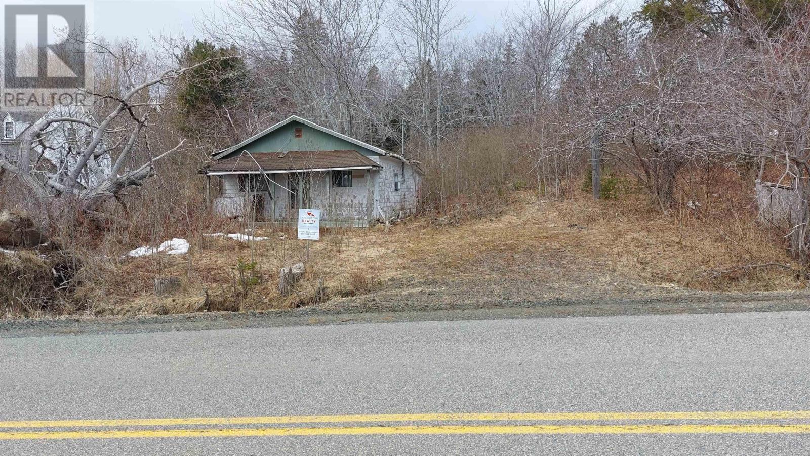 Property 14 of 15 of 2157 Marble Mountain Rd