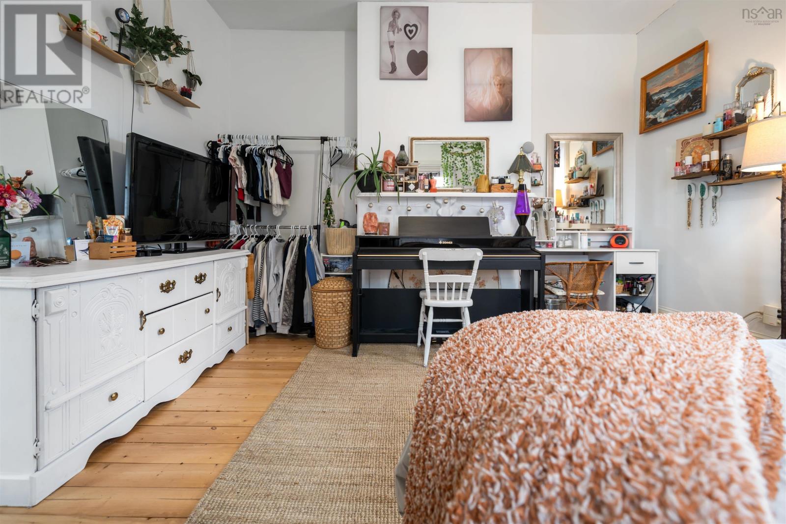 Property 18 of 46 of 4747 Canaan Road