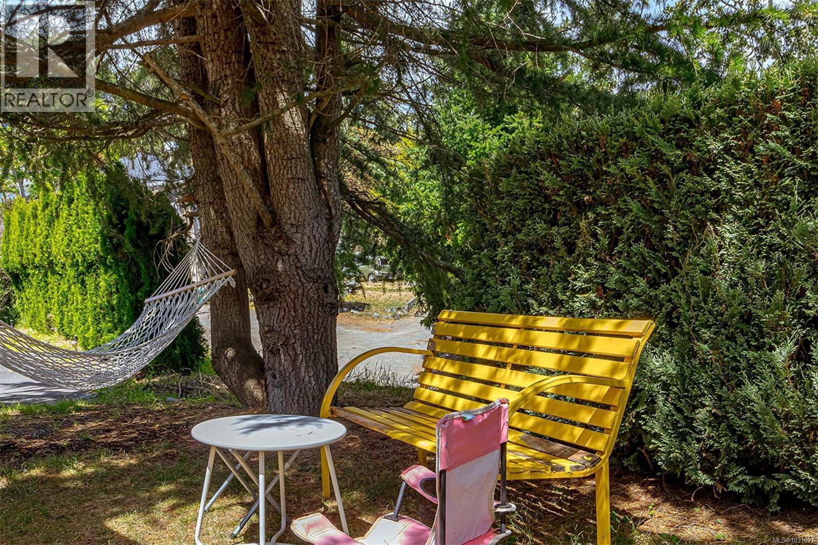 2619 CRYSTALVIEW DR - 67